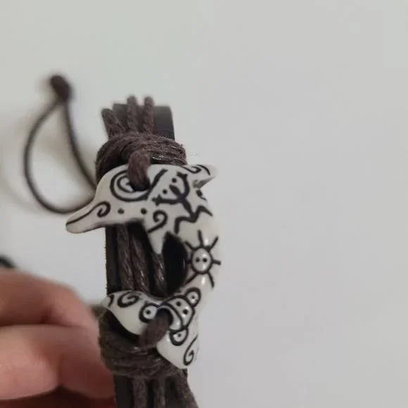 Dolphin with Indian Symbols Engraved faux leather Bracelet unisex - Picture 3 of 5